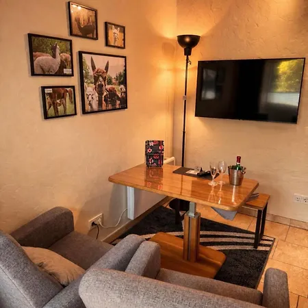 Tiny House Im Alpakaparadies, Auszeit In Der Appartement *