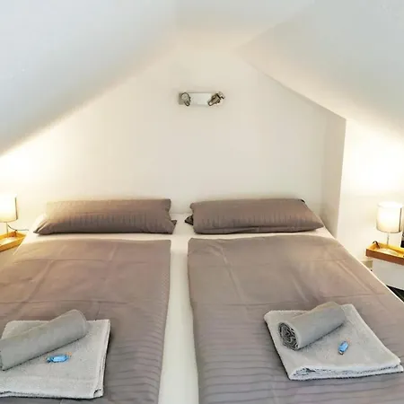 Appartement Tiny House Im Alpakaparadies, Auszeit In Der Heiligenstadt